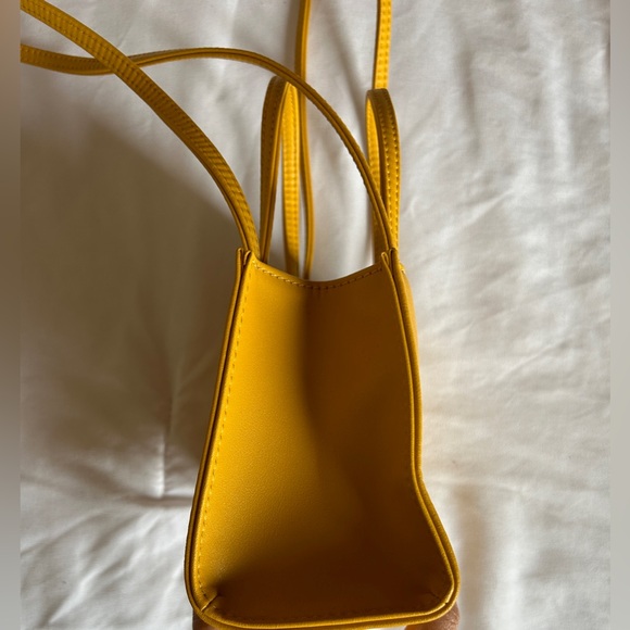 YELLOW SMALL TELFAR - Picture 10 of 10